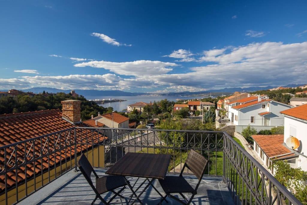 Villa Ajda - Green Room Omišalj Екстериор снимка