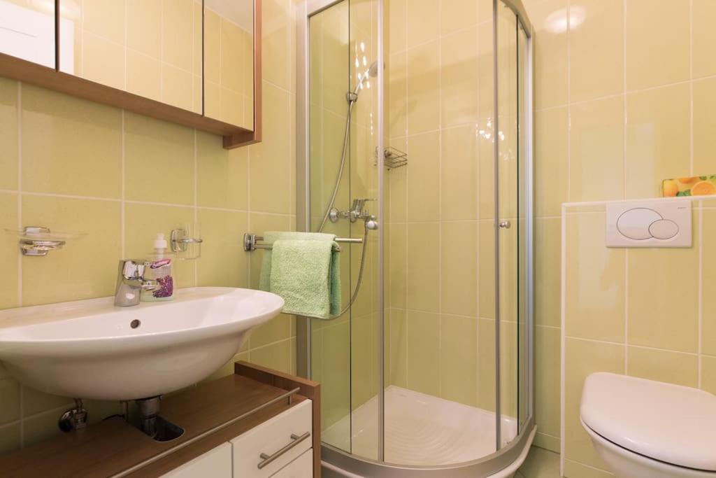 Villa Ajda - Green Room Omišalj Екстериор снимка